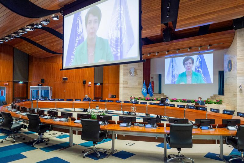 WFP HQ Rome, Italy, 22 June 2021 - In the Photo: intervention by Ms. Lola Castro, Regional Director for Southern Africa (connected remotely). From left to right: - Mr. Amir M. Abdulla, UN WFP Deputy Executive Director; - Ambassador H.E. Mr. Luis Fernando Carranza Cifuentes, Guatemala and President of the WFP EB 2021; - Mr. Philip Ward, Secretary to the EB. - Photo: WFP/Giulio D'Adamo