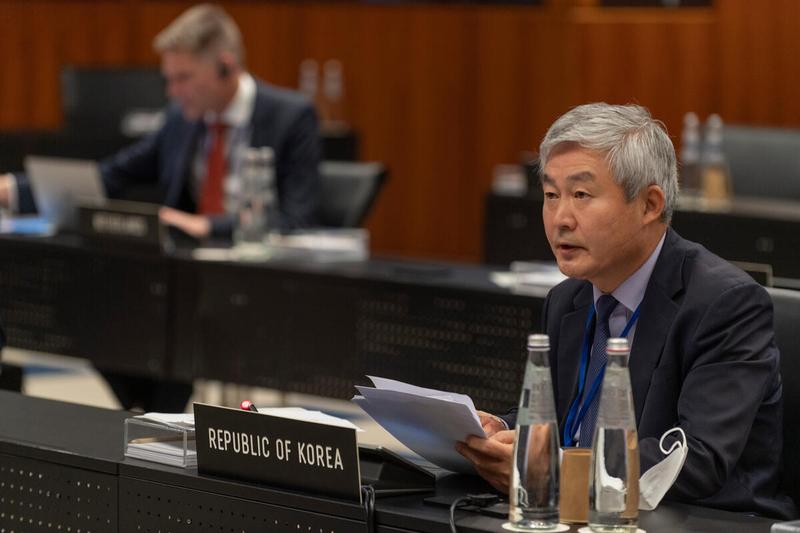 Intervention by H.E. Mr Hee-seog Kwon Ambassador and Permanent Representative of the Republic of Korea. Photo: WFP/Rein Skullerud