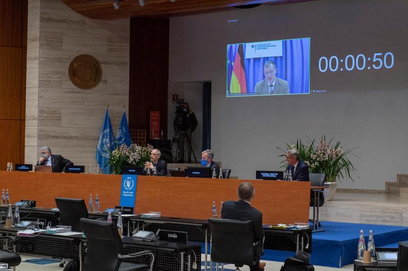 Intervention by Mr. Reinhard Uhlig, BMZ (Germany). Photo: WFP/Rein Skullerud
