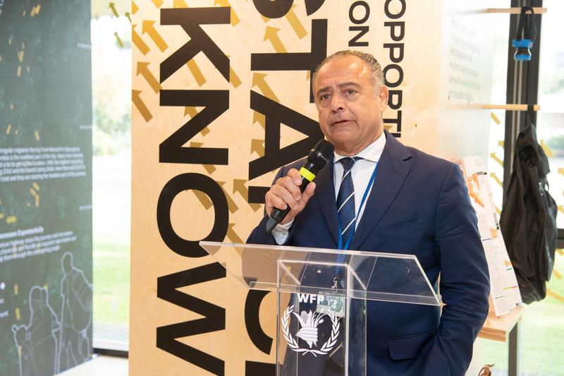 Launch of the exhibit on Migration in the Americas: Migratory routes and motivations of people on the move. Conducted by Ms. Lola Castro Regional Director, RBP together with Mr. David Beasley, Executive Director WFP Ms. Ana Luisa Castro Novey, Vice Minister of Panama Mr. Don Tomás Alberto Duncan Jurado, Permanent Representative of Panama Mr. Carlos Cerniak, Ambassador of Argentina. Photo: WFP/Rein Skullerud