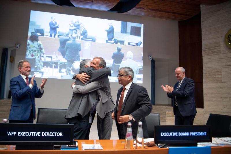 SPECIAL SESSION The Executive Board pays tribute to Mr. Amir Mahmoud Abdulla outgoing Deputy Executive Director after 31 years of honoured career with WFP Mr. Amir Mahmoud Abdulla, Deputy Executive Director gives his farewell speech to the Executive Board. Photo: Rein Skullerud
