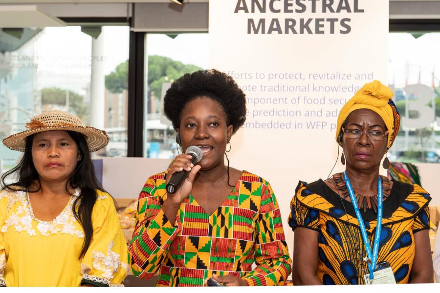 The WFP Executive Director, David Beasley launched the exhibit on “Indigenous Peoples and Afro-descendant Voices in the Americas”. Sponsored by the Regional Bureau for Latina America and the Caribbean, the objective of the high-level side event is to raise awareness and foster dialogue with members of Indigenous and Afro-descendant communities to tackle the drivers of intersecting inequalities that affect food security and nutrition in their communities. Photo: WFP/Rein Skullerud