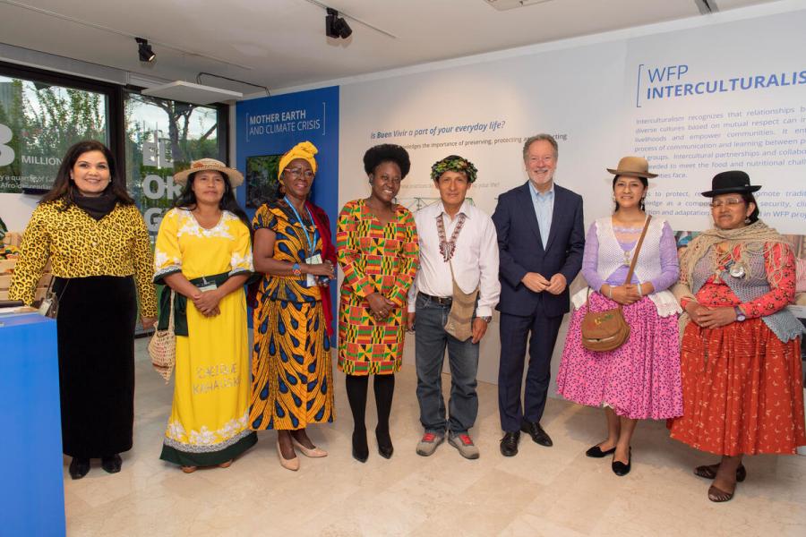 The WFP Executive Director, David Beasley launched the exhibit on “Indigenous Peoples and Afro-descendant Voices in the Americas”. Sponsored by the Regional Bureau for Latina America and the Caribbean, the objective of the high-level side event is to raise awareness and foster dialogue with members of Indigenous and Afro-descendant communities to tackle the drivers of intersecting inequalities that affect food security and nutrition in their communities. Photo: WFP/Rein Skullerud