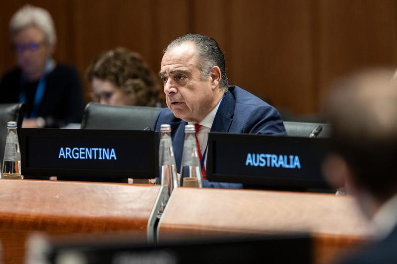Intervention by H.E. Mr. Carlos B. Cherniak, Ambassador of Argentina. Photo credit: WFP/Matteo Minnella