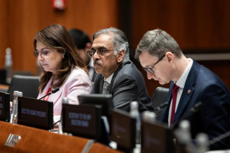 Intervention by Mr. Manoj Juneja, WFP Assistant Executive Director Management and Chief Financial Officer. Photo credit: WFP/Matteo Minnella